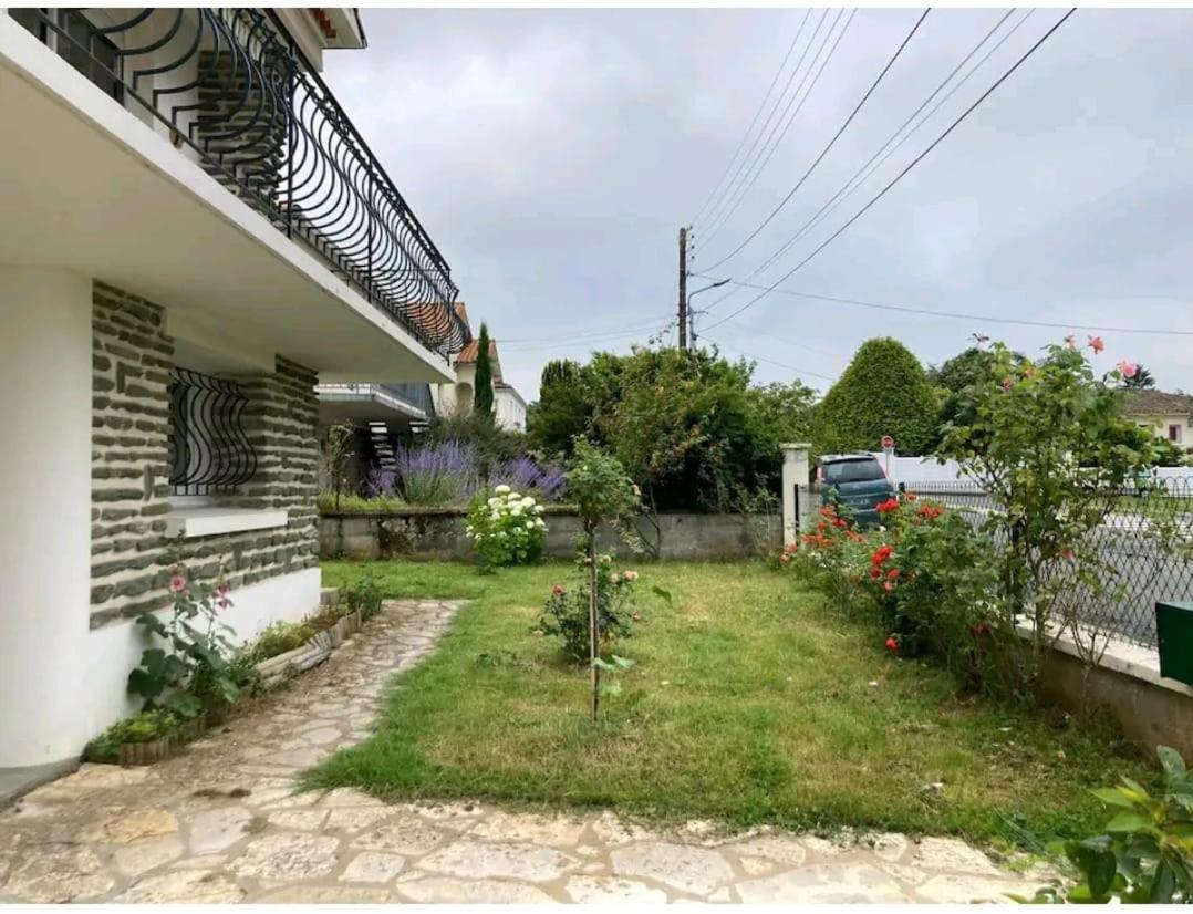 -Comme à la Maison- Jardin, Véranda, Idéal familles et Business Niort Esterno foto
